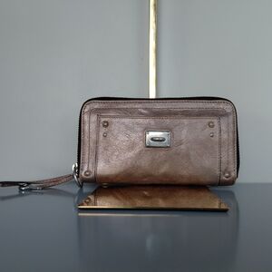 Chloe Metallic Brown Zippy Compact Leather Wallet